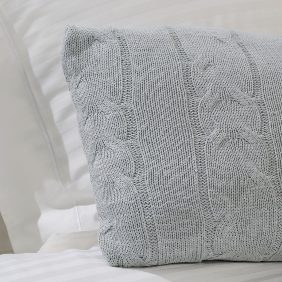 01 01 0539 Capa de Almofada Frape Cinza Claro 002